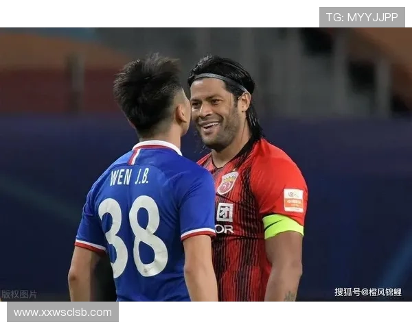 胡尔克暴力35米任意球上演疯狂大四喜